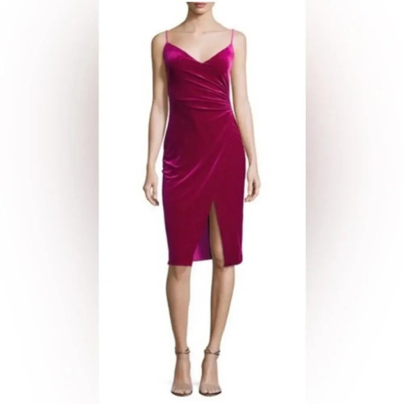 NWT Black Halo Bowery V-Neck Velvet Sheath Dress Pink Size 6 - Picture 1 of 11